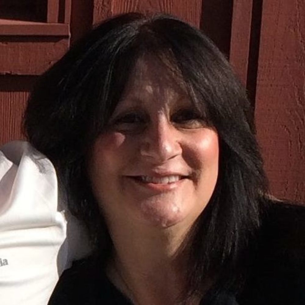 Meet your Posher, Marianne